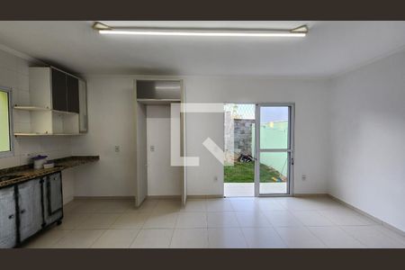 Cozinha de casa de condomínio à venda com 3 quartos, 160m² em Jardim Carolina, Jundiaí