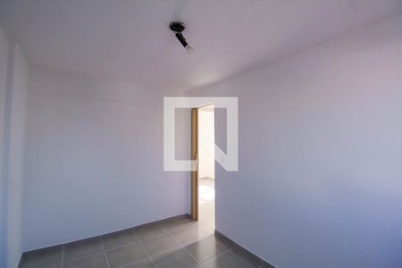 Quarto 1 de apartamento para alugar com 2 quartos, 55m² em Jardim Papai Noel, São Paulo