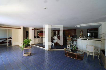 Sala 1 de casa para alugar com 5 quartos, 760m² em Jardim Guanabara, Rio de Janeiro