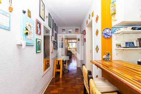Sala de apartamento para alugar com 2 quartos, 67m² em Bela Vista, São Paulo