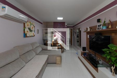 Sala  de casa à venda com 3 quartos, 125m² em Vila Constança, São Paulo