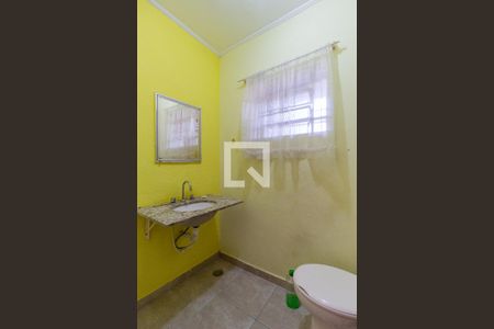 Lavabo de casa para alugar com 3 quartos, 200m² em Jardim das Flores, Osasco