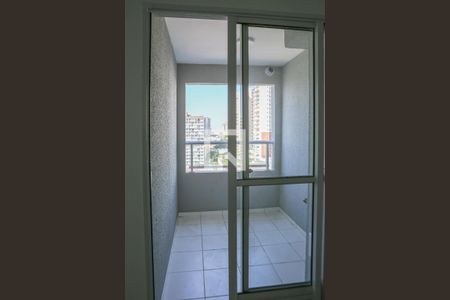 Vista da Sala e Cozinha de apartamento para alugar com 2 quartos, 31m² em Água Branca, São Paulo