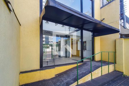 rampa de entrada de casa à venda com 5 quartos, 250m² em Vila Mariana, São Paulo