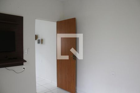 Quarto de casa para alugar com 1 quarto, 20m² em Goiânia, Belo Horizonte