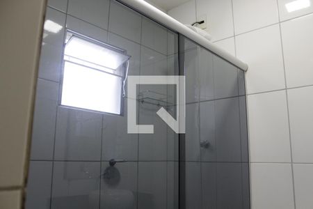 Banheiro de casa para alugar com 1 quarto, 12m² em Goiânia, Belo Horizonte