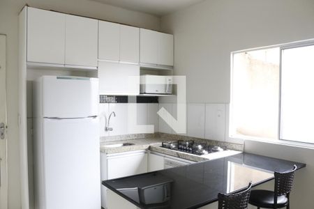 Cozinha de casa para alugar com 1 quarto, 12m² em Goiânia, Belo Horizonte