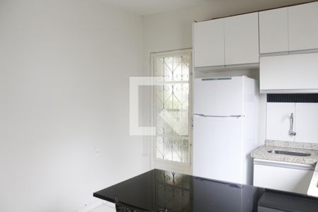 Cozinha de casa para alugar com 1 quarto, 12m² em Goiânia, Belo Horizonte