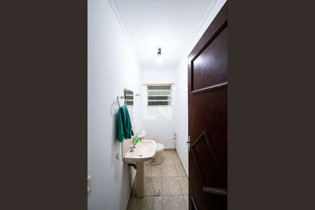 Lavabo de casa para alugar com 4 quartos, 200m² em Jabaquara, São Paulo