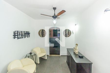 Sala de casa para alugar com 3 quartos, 254m² em Irajá, Rio de Janeiro