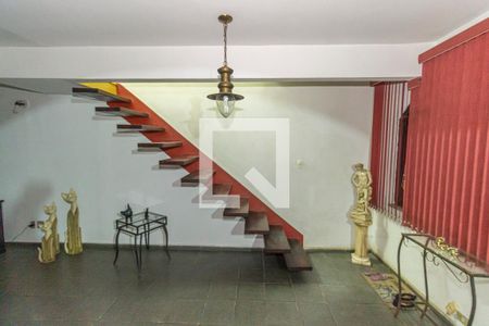 Sala de casa à venda com 3 quartos, 254m² em Irajá, Rio de Janeiro