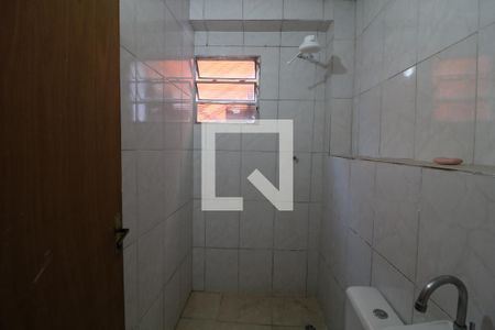 Banheiro de casa para alugar com 1 quarto, 60m² em Jardim Novo Carrao, São Paulo
