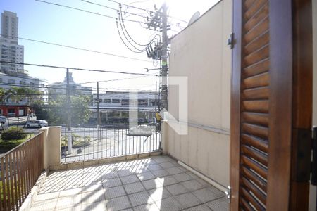 varanda de casa à venda com 2 quartos, 100m² em Cambuci, São Paulo
