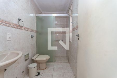 Banheiro Social de apartamento para alugar com 3 quartos, 111m² em Perdizes, São Paulo