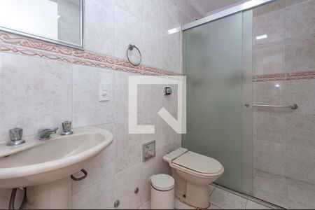 Banheiro Social de apartamento para alugar com 3 quartos, 111m² em Perdizes, São Paulo