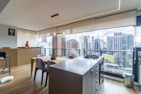 Cozinha de apartamento à venda com 2 quartos, 72m² em Pinheiros, São Paulo