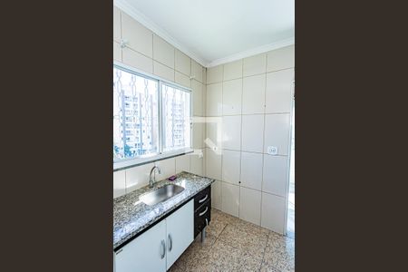 Cozinha de casa para alugar com 1 quarto, 45m² em Vila Rica, São Paulo