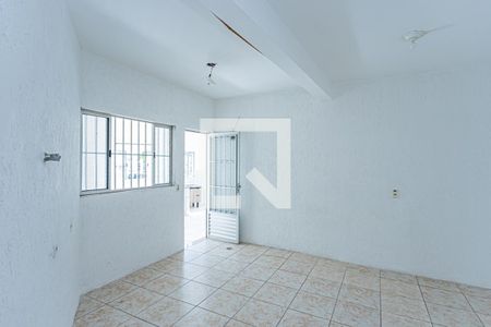 Quarto e área de serviço de casa para alugar com 1 quarto, 35m² em Vila Rica, São Paulo