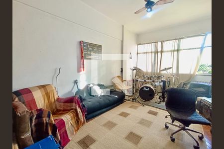 Quarto  de apartamento para alugar com 3 quartos, 105m² em Leblon, Rio de Janeiro