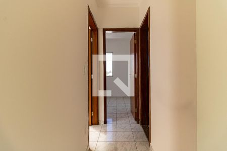 Corredor de apartamento para alugar com 2 quartos, 50m² em Sacomã, São Paulo