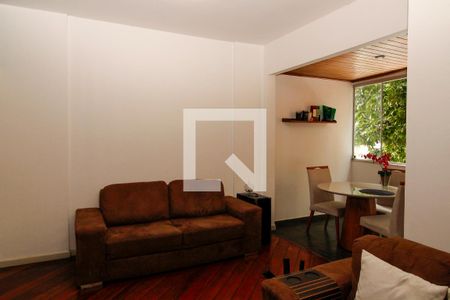 Sala  de apartamento à venda com 3 quartos, 75m² em Carmo, Belo Horizonte