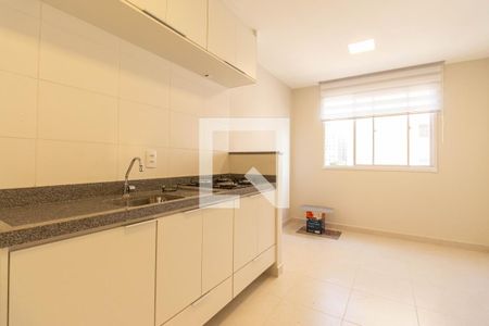 Sala - Cozinha - Área de serviço de apartamento para alugar com 2 quartos, 33m² em Cambuci, São Paulo