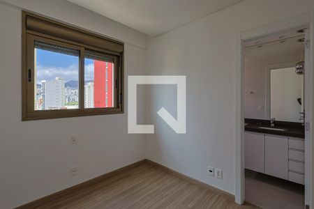 Quarto 1 de apartamento para alugar com 2 quartos, 64m² em Savassi, Belo Horizonte