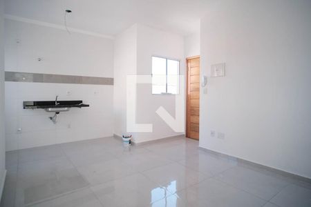 Sala/Cozinha de apartamento à venda com 2 quartos, 39m² em Vila Nhocuné, São Paulo