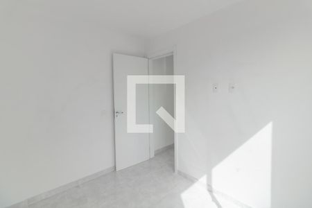 Quarto 1 de apartamento para alugar com 2 quartos, 40m² em Vila Penteado, São Paulo