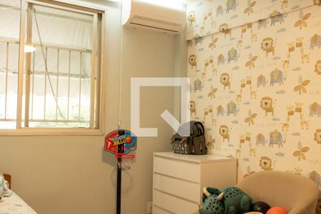 Quarto 1 de apartamento à venda com 3 quartos, 84m² em Grajaú, Rio de Janeiro