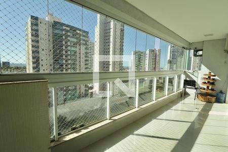 Sacada de apartamento para alugar com 3 quartos, 105m² em Jardim Goiás, Goiânia