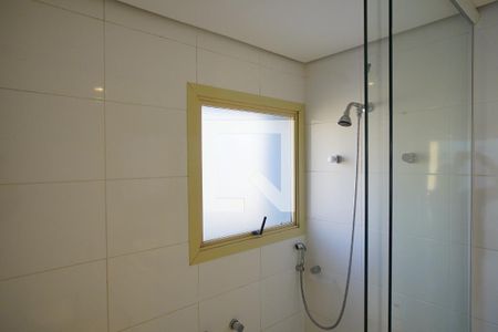 Banheiro suíte 1 de apartamento para alugar com 4 quartos, 239m² em Centro, Florianópolis