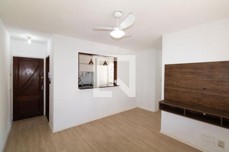 Sala de apartamento para alugar com 3 quartos, 53m² em Campo Grande, Rio de Janeiro