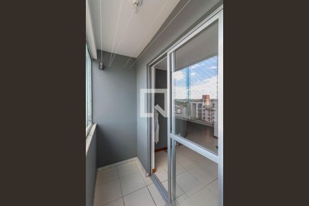 Sala de apartamento para alugar com 3 quartos, 79m² em Castelo, Belo Horizonte