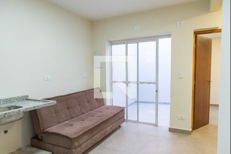 Sala e cozinha de casa para alugar com 1 quarto, 28m² em Vila Dom Pedro I, São Paulo