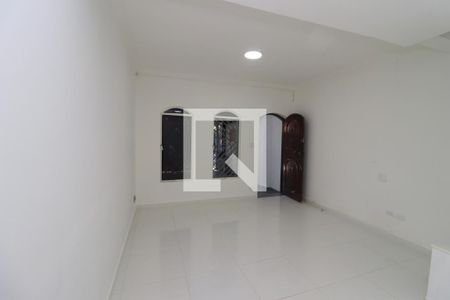 Sala de TV de casa à venda com 2 quartos, 170m² em Maranhão, São Paulo