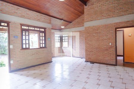 sala de casa de condomínio à venda com 3 quartos, 170m² em Vila do Ouro, Nova Lima