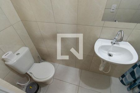 Banheiro de apartamento para alugar com 1 quarto, 18m² em Jardim Vila Mariana, São Paulo