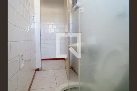 Banheiro de casa para alugar com 1 quarto, 40m² em Jardim Centenario, São Paulo