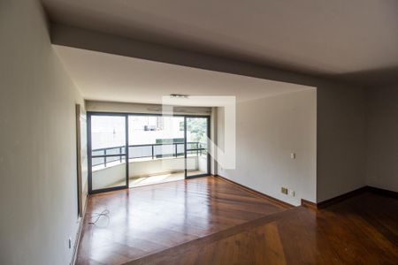 Sala de TV de apartamento à venda com 3 quartos, 165m² em Alphaville Industrial, Barueri