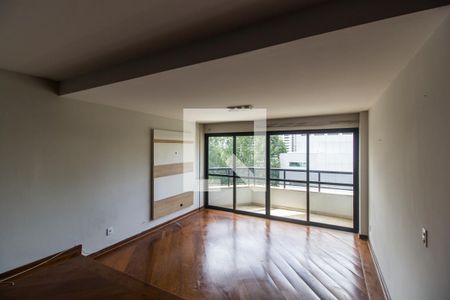Sala de TV de apartamento à venda com 3 quartos, 165m² em Alphaville Industrial, Barueri
