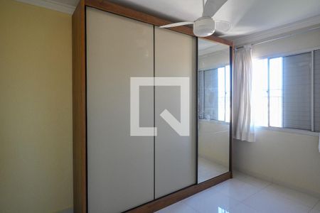 Quarto 2 de apartamento para alugar com 2 quartos, 60m² em Vila Vermelha, São Paulo
