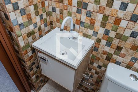 Banheiro de casa para alugar com 1 quarto, 30m² em Freguesia do Ó, São Paulo