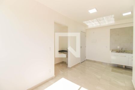 Sala e Cozinha de apartamento para alugar com 2 quartos, 38m² em Tatuapé, São Paulo