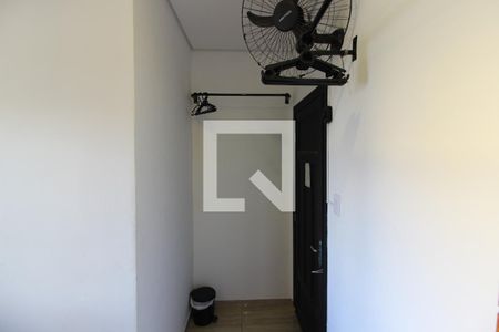 Sala/Quarto de kitnet/studio para alugar com 1 quarto, 16m² em Pinheiros, São Paulo