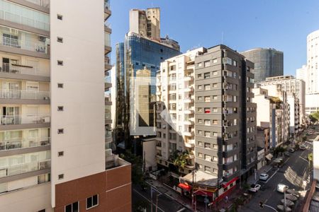 Sala - Vista de apartamento para alugar com 1 quarto, 65m² em República, São Paulo