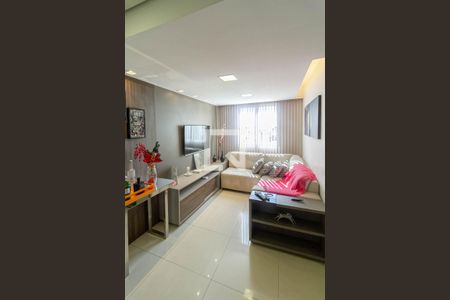 Sala de apartamento à venda com 2 quartos, 90m² em Serrano, Belo Horizonte
