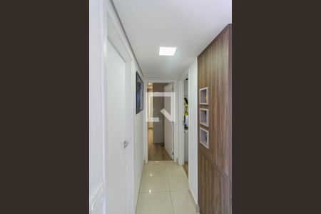 Corredor de apartamento à venda com 3 quartos, 90m² em Serrano, Belo Horizonte