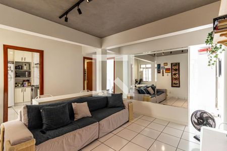 Sala de apartamento à venda com 2 quartos, 58m² em Vila Buarque, São Paulo