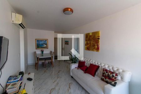 Sala  de apartamento à venda com 1 quarto, 54m² em Icaraí, Niterói